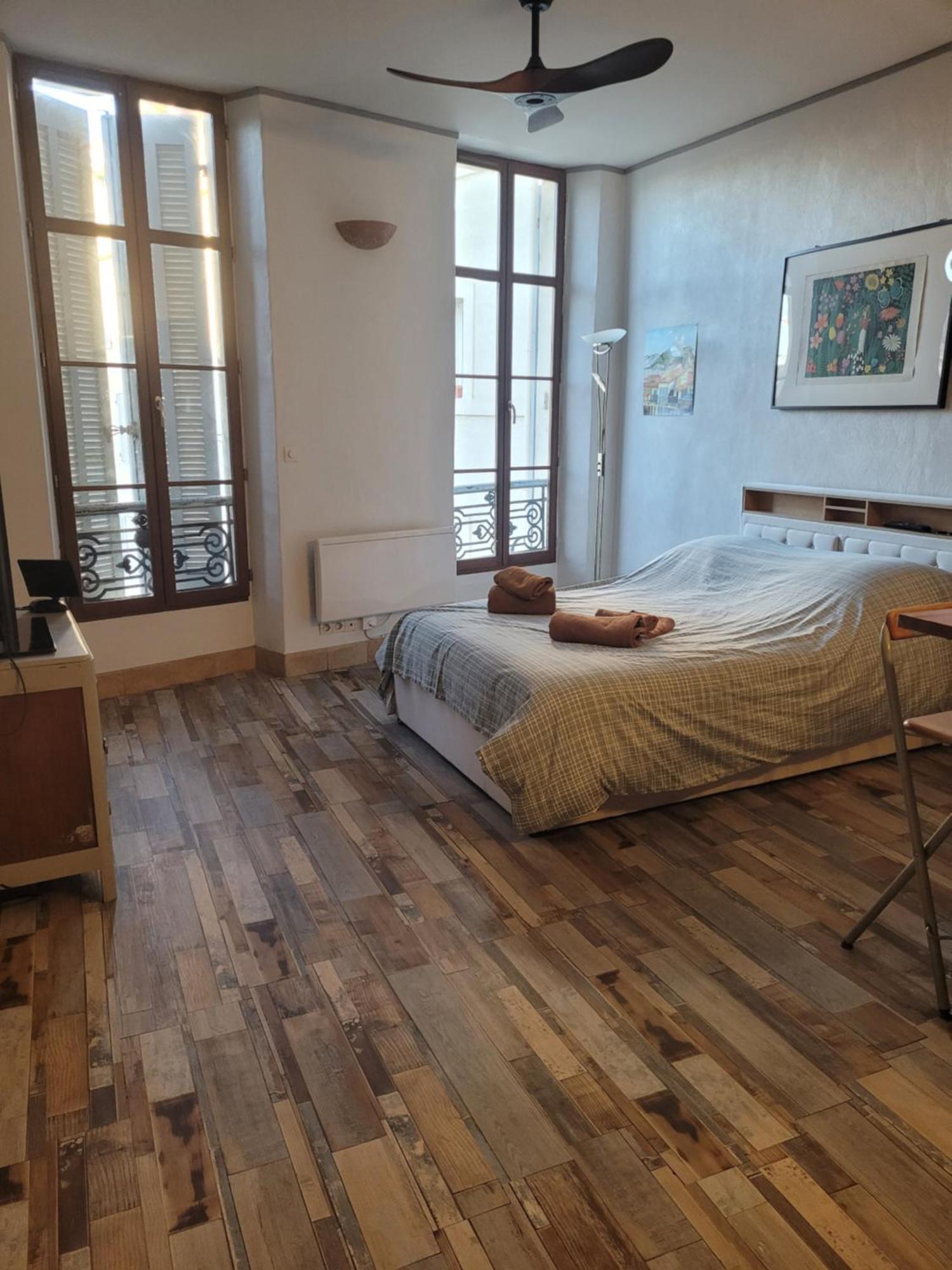 Studio Agreable Au Coeur Du Quartier Historique Marseille Eksteriør bilde